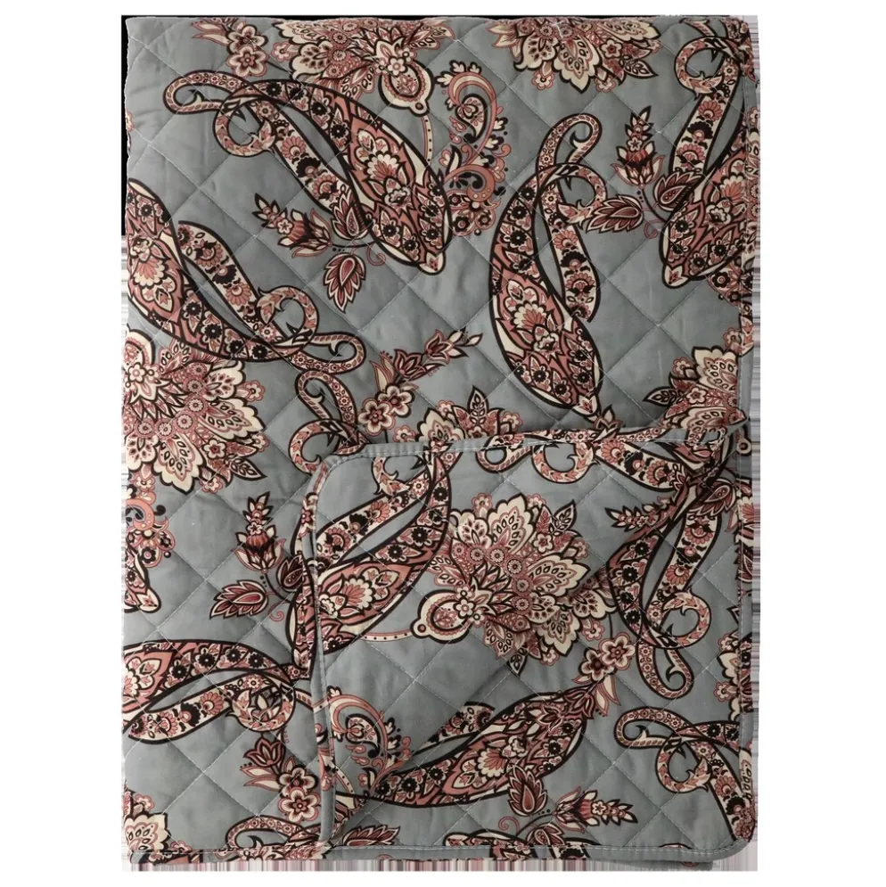 Chic Antique Aix Quilt mit Paisley Motiv 1