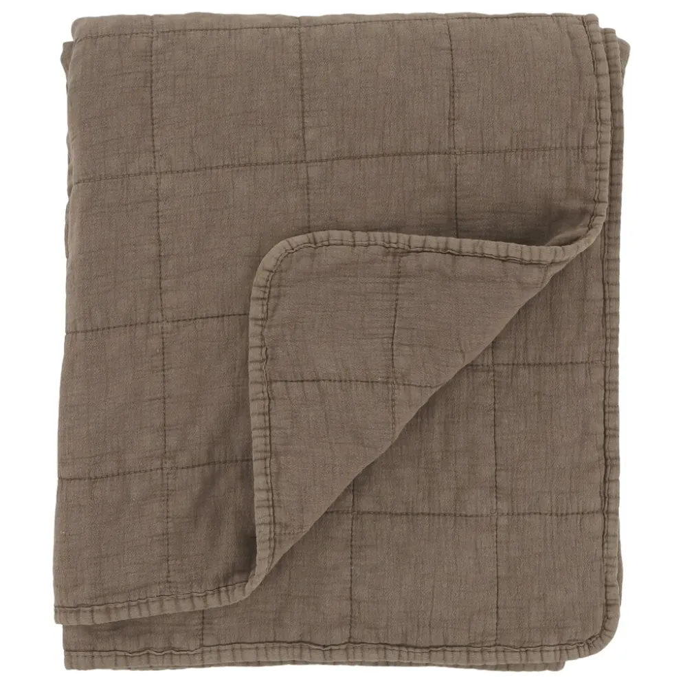 Chic Antique Aix Vintage Quilt