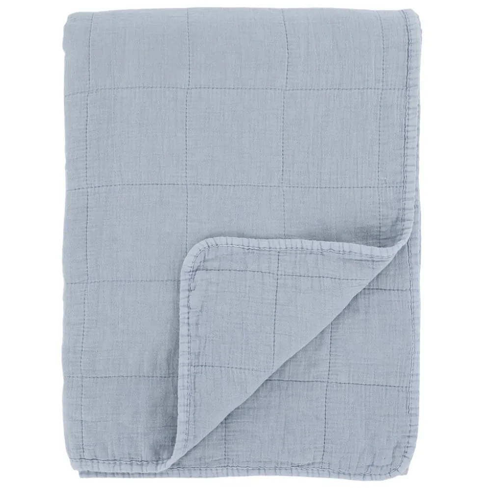 Chic Antique Aix Vintage Quilt