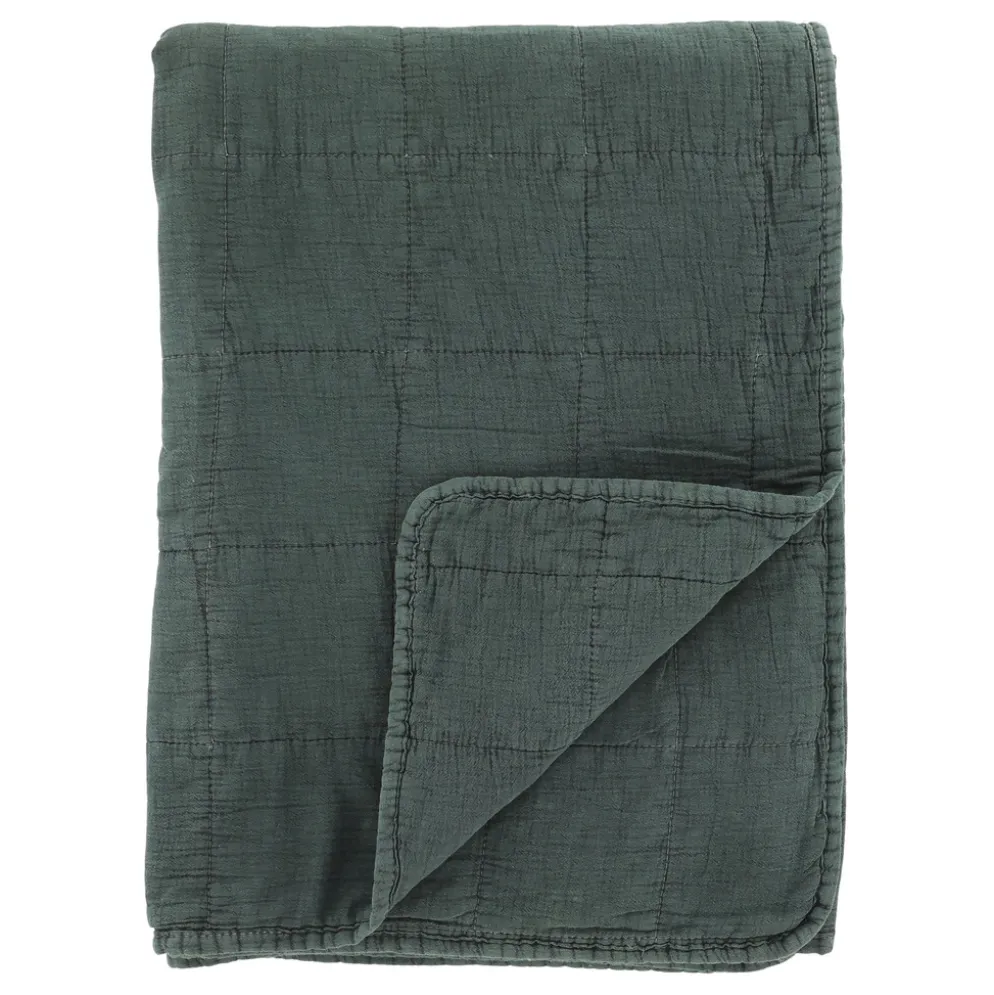 Chic Antique Aix Vintage Quilt