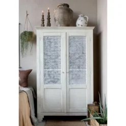 Chic Antique Altfranzösischer Wäscheschrank