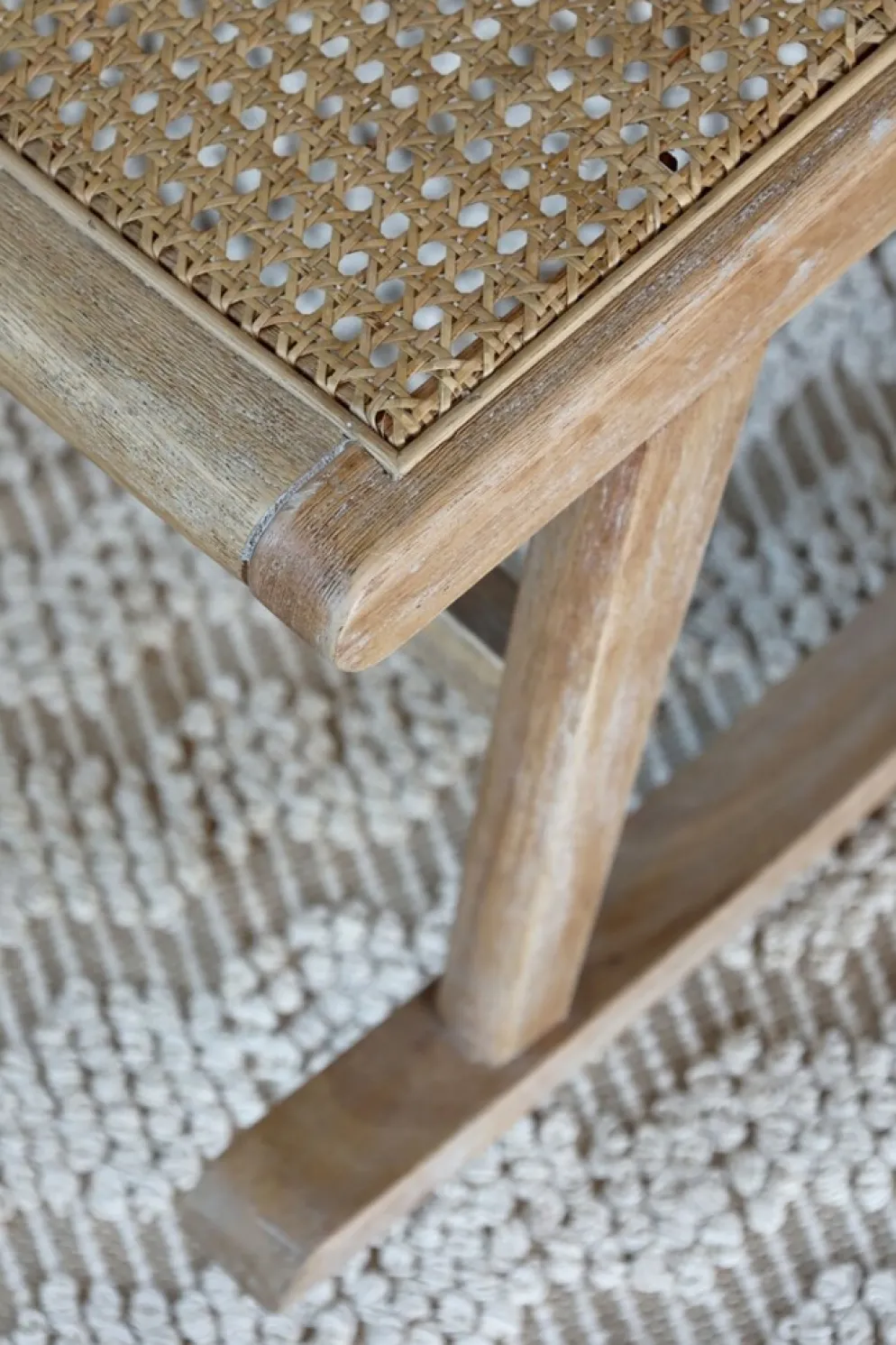 Chic Antique Brocante Schaukelstuhl aus Rattan & Gummibaum