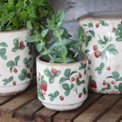 Chic Antique Fraises Übertopf – Keramik-Pflanztopf mit Erdbeer-Dekor