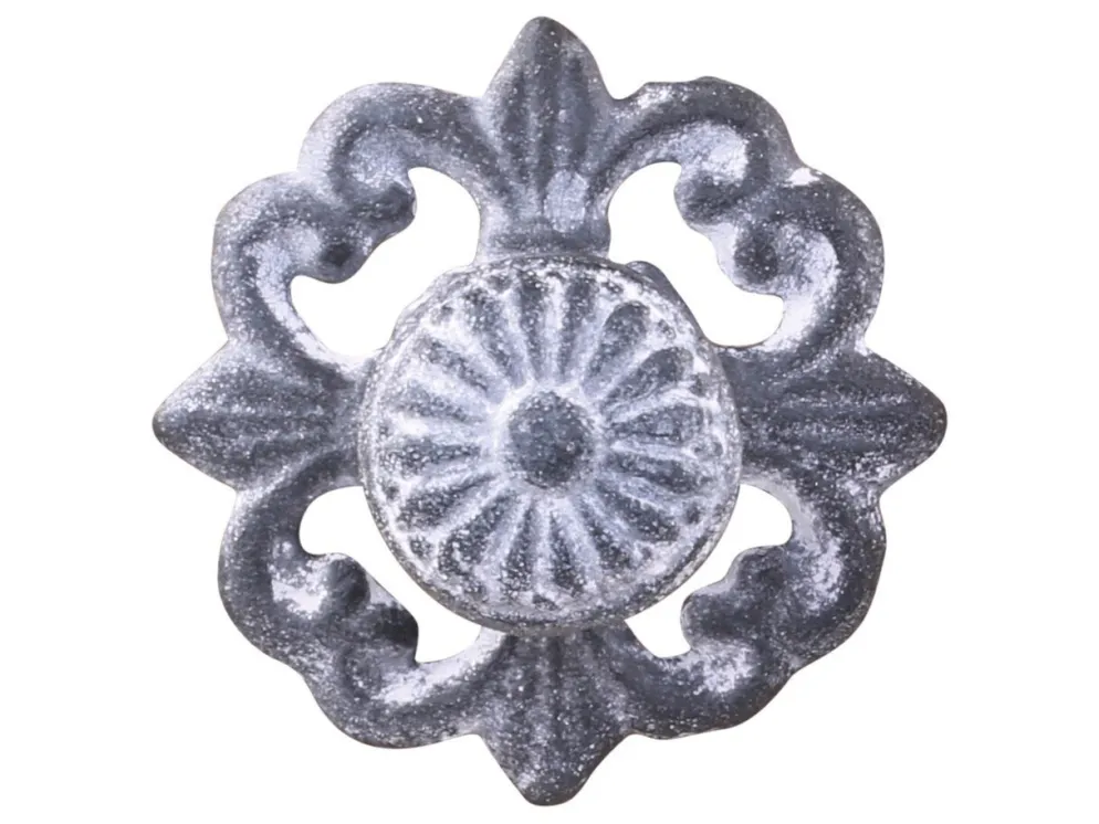 Chic Antique Griff Ornament