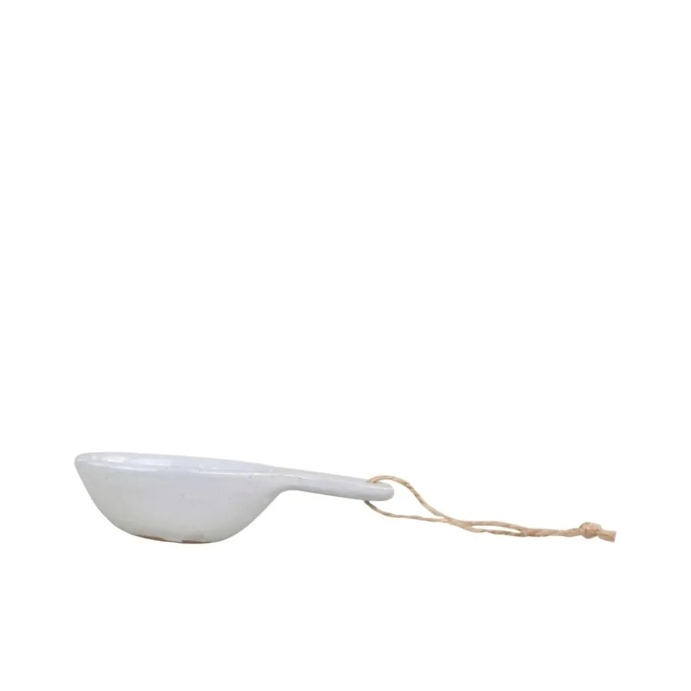 Chic Antique Löffel aus Porzellan