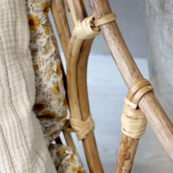 Chic Antique Rattan Hängestuhl