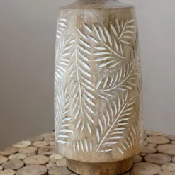 Chic Antique Tischlampe mit Holzfuss und Lampenschirm