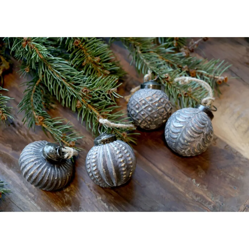 Chic Antique Weihnachtskugeln in einer Schachtel 12er Set