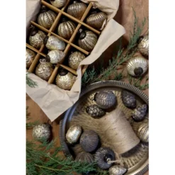 Chic Antique Weihnachtskugeln in einer Schachtel 12er Set