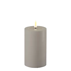 Deluxe Homeart LED Real Flame Outdoor Stumpenkerze grau