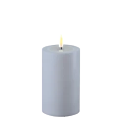 Deluxe Homeart LED Real Flame Outdoor Stumpenkerze staubig blau