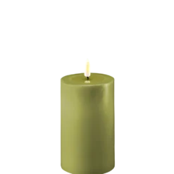 Deluxe Homeart LED Stumpenkerze Real Flame olive
