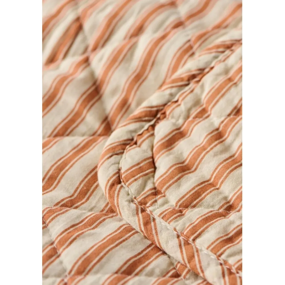 IB Laursen Quilt Sand mit Streifen