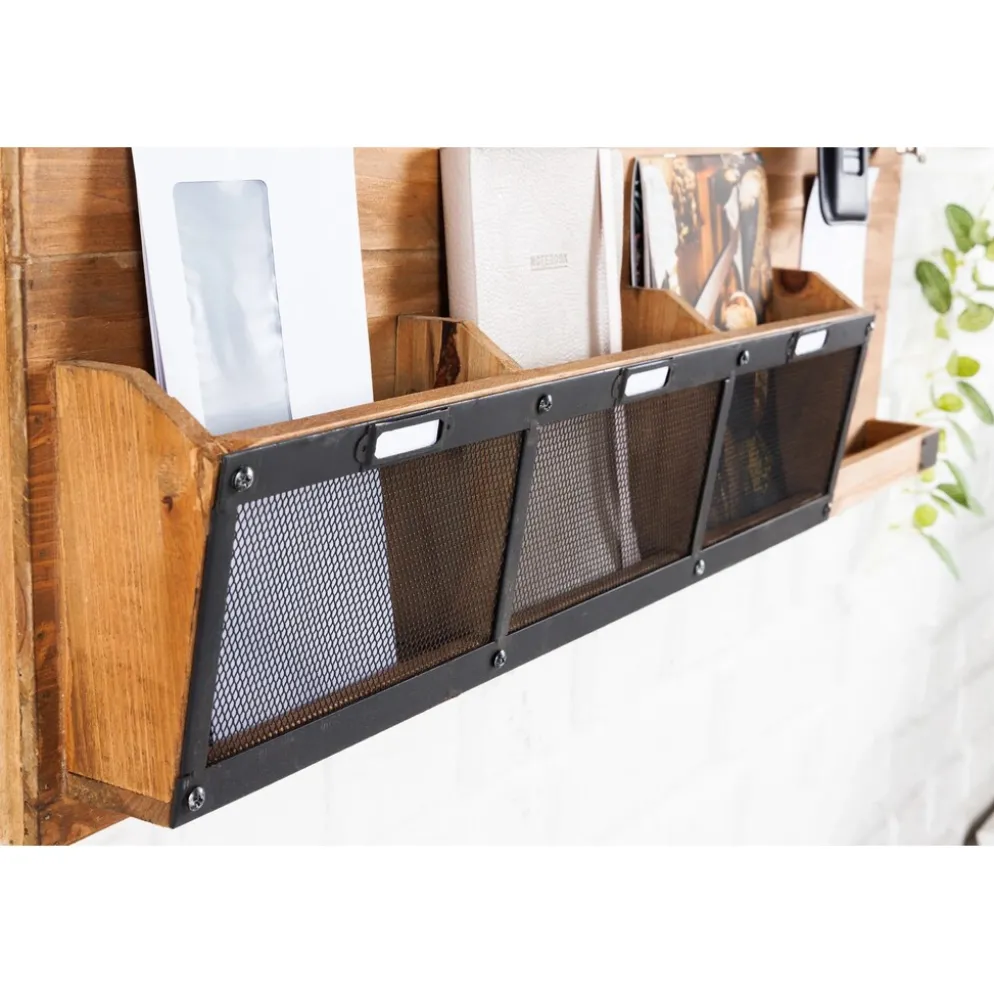 Invicta Interior Wandboard Heritage aus Kiefernholz