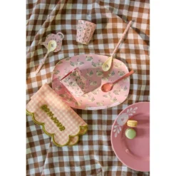 RICE Baumwoll-Serviette mit Karomuster, Wellenrand und Stickerei
