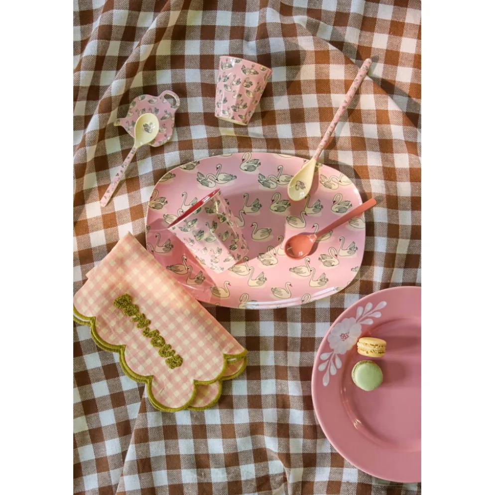 RICE Baumwoll-Serviette mit Karomuster, Wellenrand und Stickerei