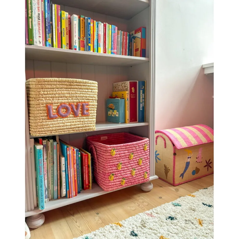RICE Quadratischer Raffia Korb mit LOVE-Schriftzug